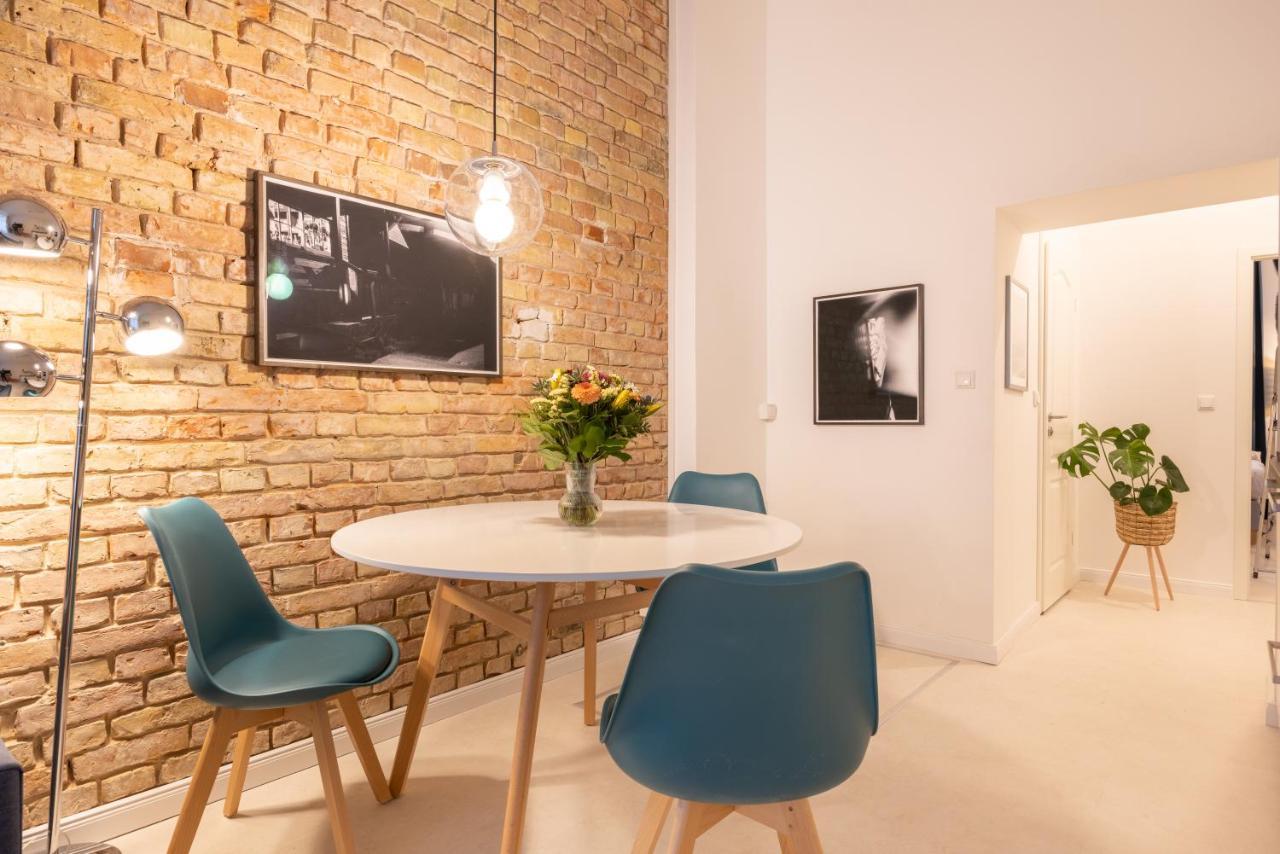 Great 2-Room Apartment Berlino Esterno foto